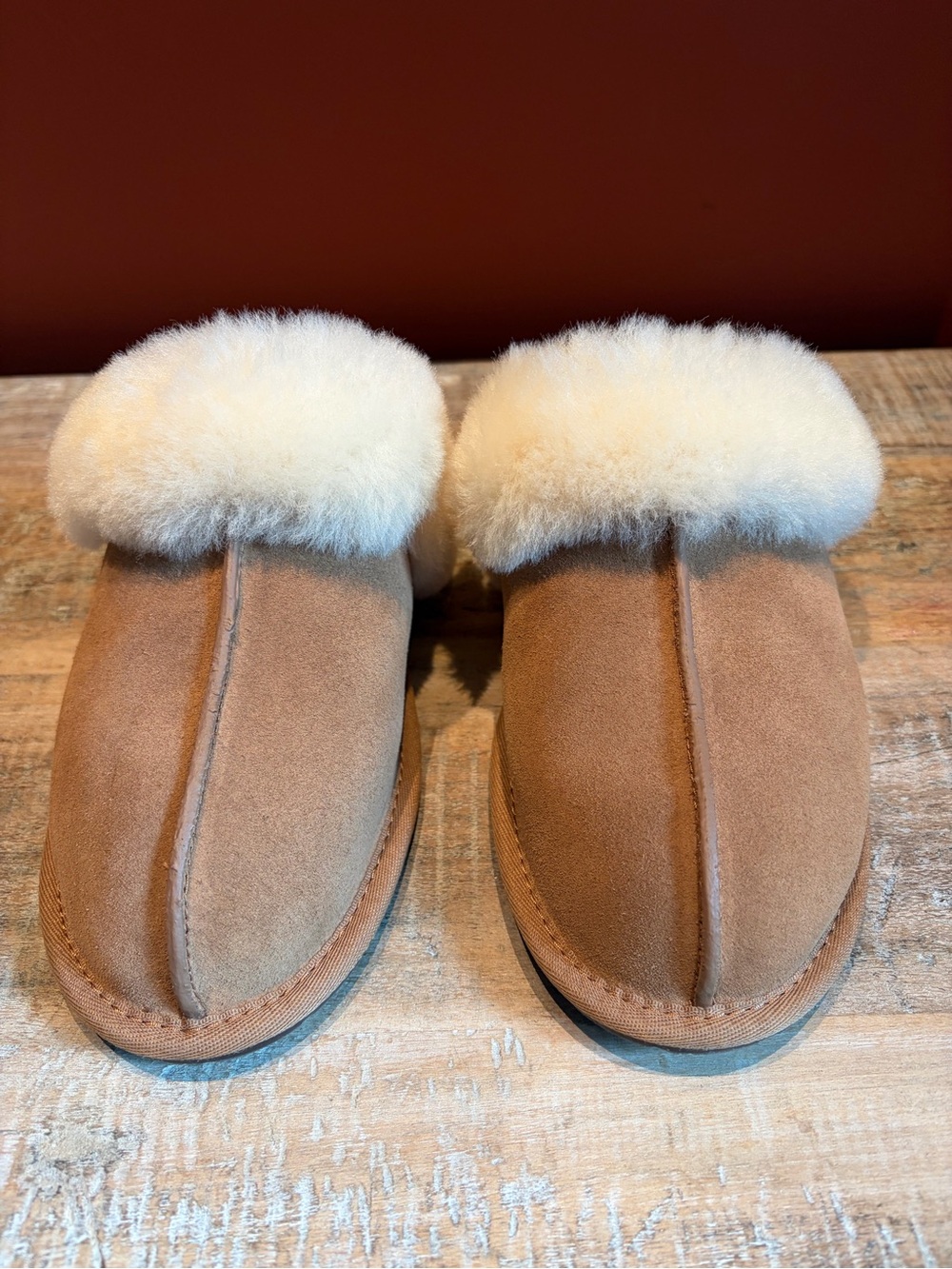 UGG Women’s Chestnut Suede Shearling Clog Slippers - Scuffette